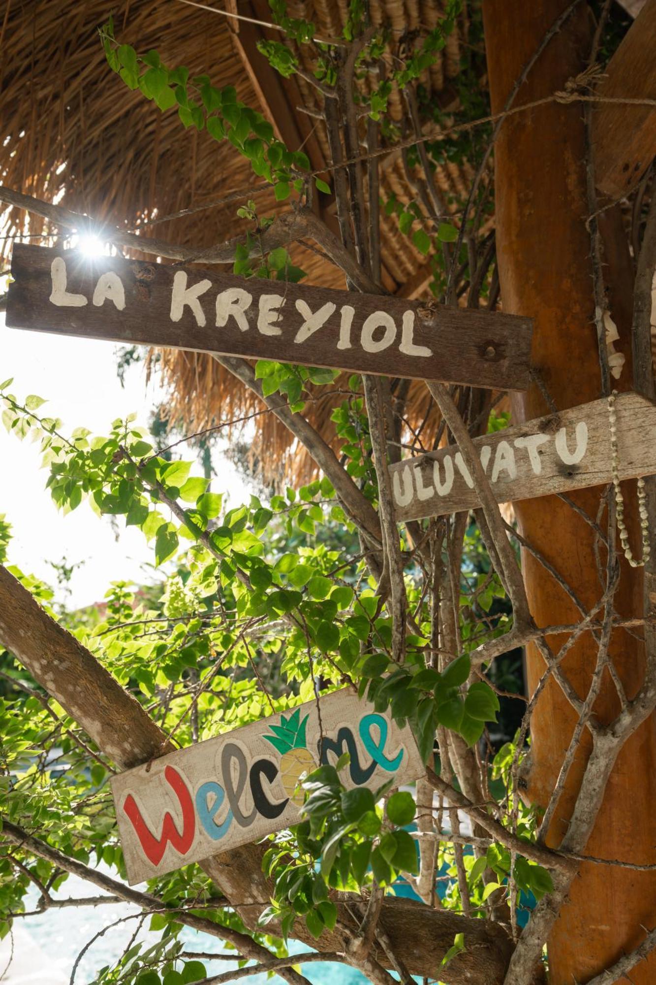 La Kreyiol Bed & Breakfast Uluwatu  Luaran gambar